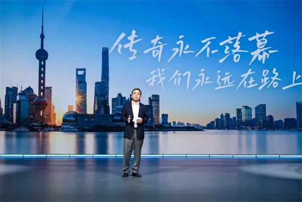 上汽轉(zhuǎn)型啟示錄：潮頭擊水三重浪