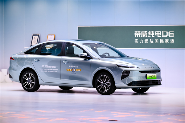 “懂車(chē)更懂你”的上汽 整體亮相2025上海國(guó)際車(chē)展